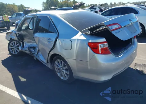 2012 Toyota Camry Xle z USA, uszkodzony, nr VIN 4T4BF1FK6CR211112